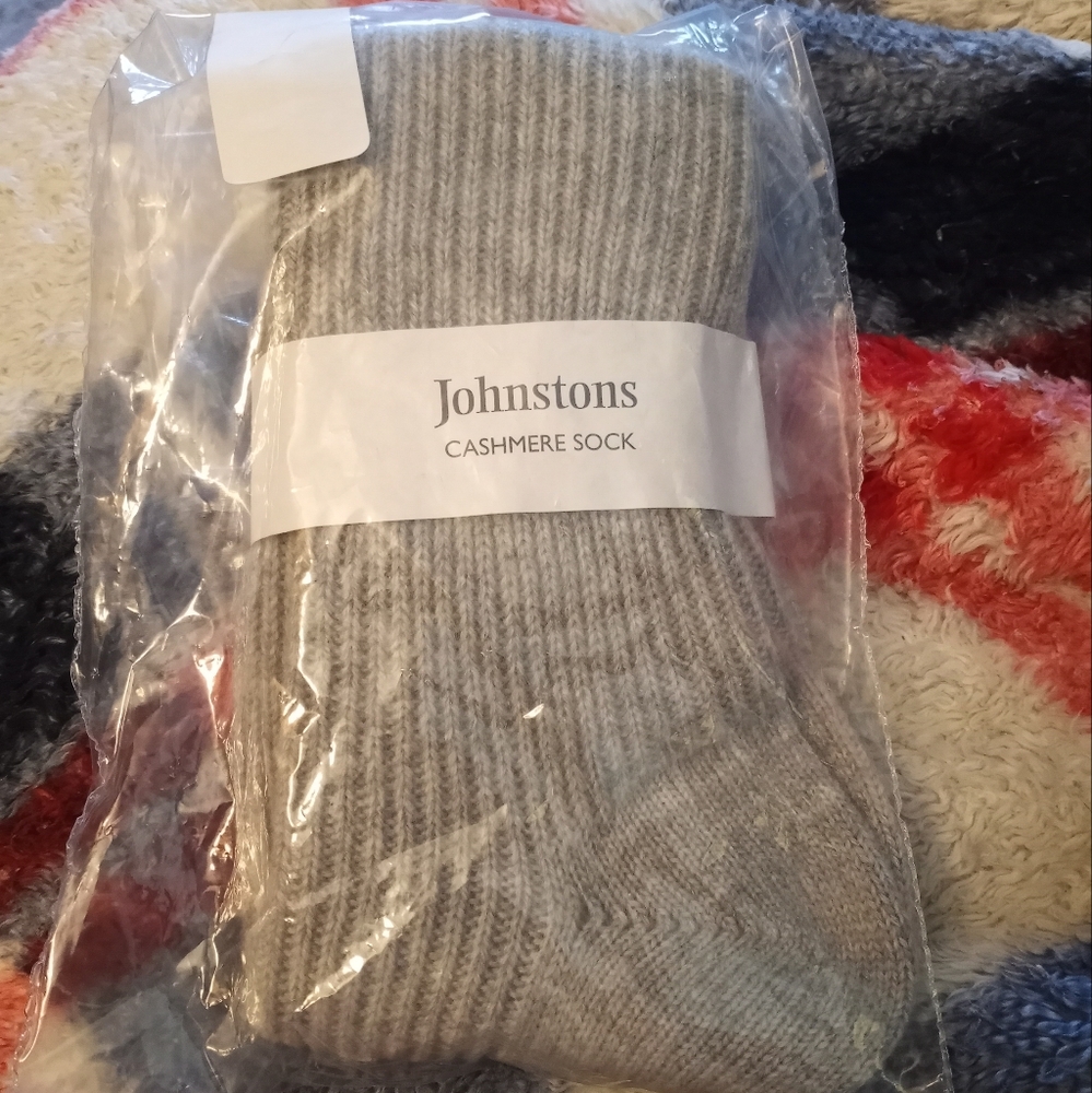 NIP NWOT RARE Johnstons Cashmere Sock